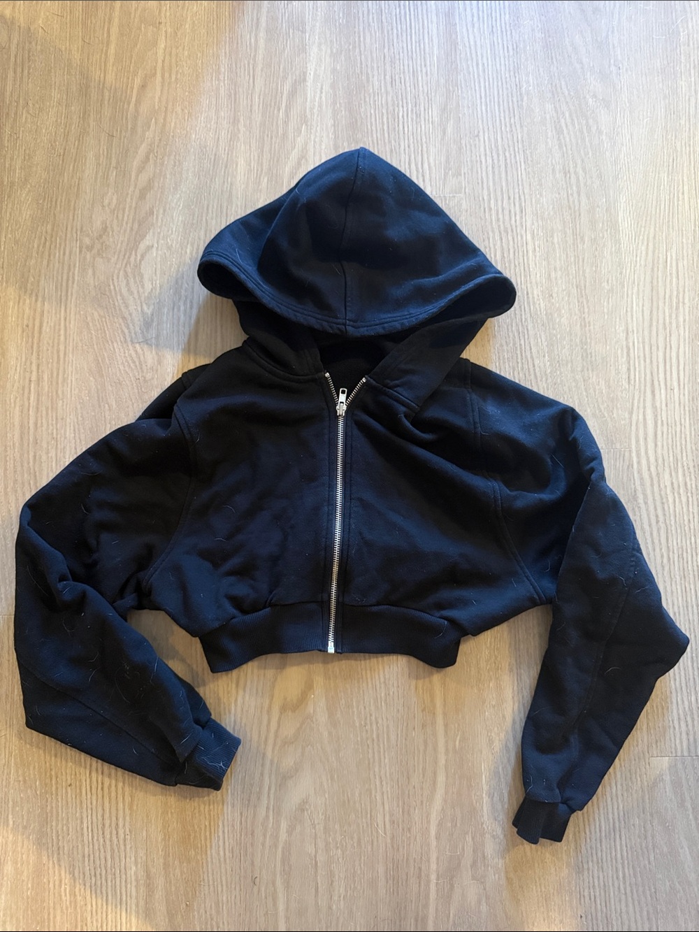 ALO Yoga Black Cropped Zip-Up Hoodie